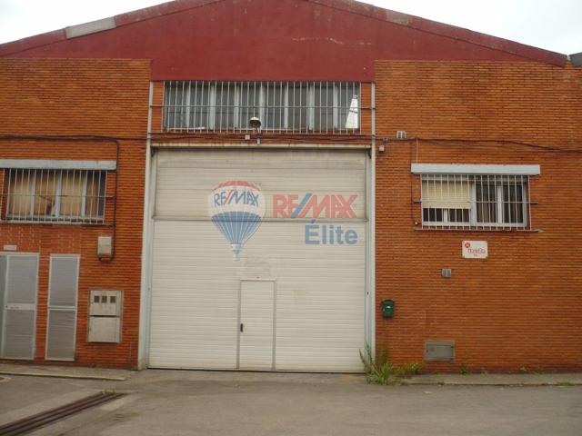 Casa En venta en Polígono Maximino Vega, 6, Oeste, Gijón photo 0