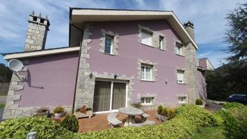 Casa En venta en Brieves, 16, Luarca - Valdés photo 0