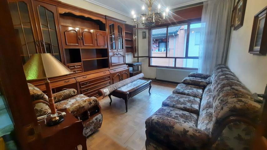 Piso En venta en Argañosa, 76, Buenavista-Ería-Montecerrao, Oviedo photo 0