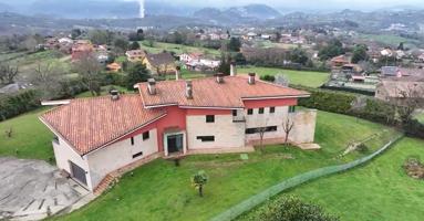 Casa En venta en Lugar San Torcuato, La Manjoya-Parroquias Sur, Oviedo photo 0