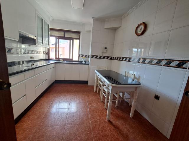 Piso En venta en Avenida De Galicia, Centro-Casco Histórico, Oviedo photo 0