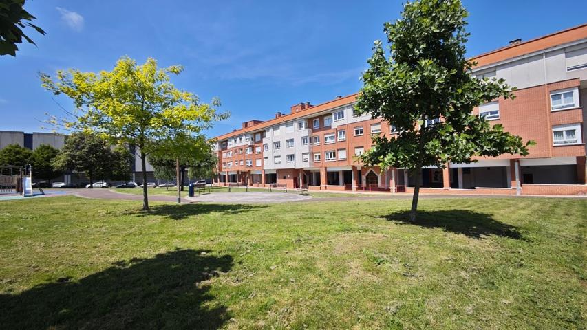 Piso En venta en Calle Ramón Areces, 6, Sur, Gijón photo 0