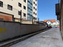 Otro En venta en Calle Avelino Glez Mallada, Este, Gijón photo 0