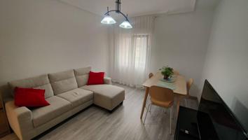 Piso En venta en Calle Pérez De Ayala, 27, El Llano, Gijón photo 0