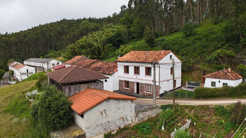 Casa De Campo En venta en Rendaliego, Carreño photo 0