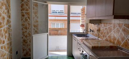 Piso En venta en Calle Alegría, 26, Este, Gijón photo 0