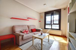 Piso En venta en Av Hermanos Felgueroso, 58, Este, Gijón photo 0