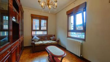 Piso En venta en Cl Fco Palacios, 13, Aller photo 0