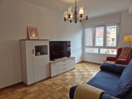 Piso En venta en Calle Ramón Y Cajal, 25, Este, Gijón photo 0