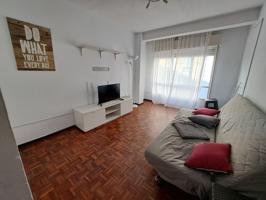 Piso En alquiler en Cl Eleuterio Quintanilla, El Llano, Gijón photo 0
