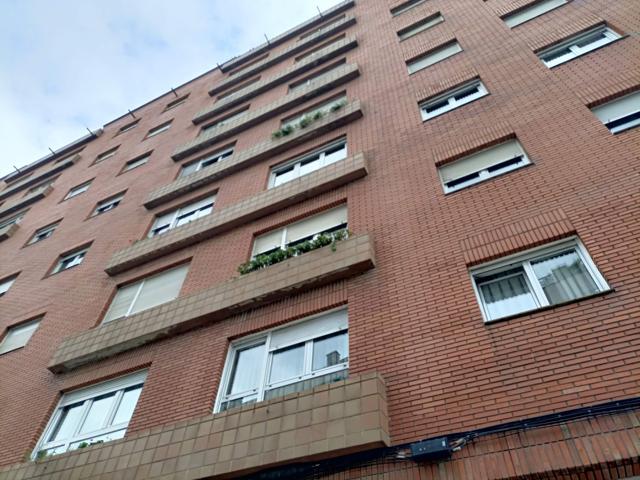 Piso En venta en Cl Vazquez De Mella, Ciudad Naranco-Vallobín-La Florida, Oviedo photo 0