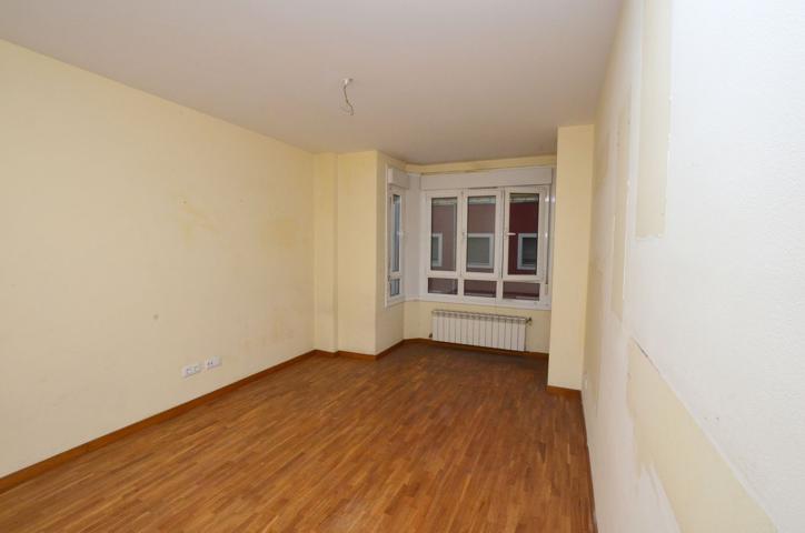 Piso En venta en Cl Villaviciosa, 13, San Pedro - Siana, Mieres Del Camino photo 0