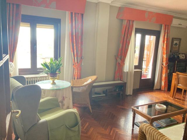 Piso En venta en Cl Don Victor Peñasco, Tomelloso photo 0