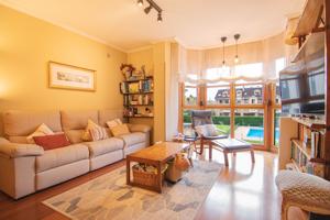 Piso En venta en Cl Concejo De Caso, 1, Este, Gijón photo 0