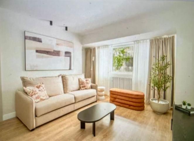 Piso En venta en Calle De Castelló, Barrio De Salamanca, Madrid photo 0