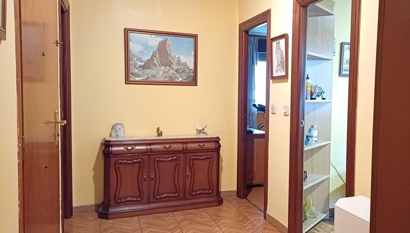 Piso En venta en Calle Alfonso Camín, La Villa - Bazuelo, Mieres Del Camino photo 0