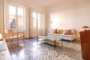 Piso En alquiler en Cl Leon, Centro, Madrid photo 0