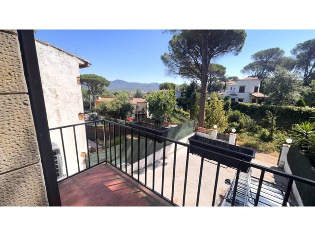 Casa en venta en Santa Cristina d'Aro photo 0
