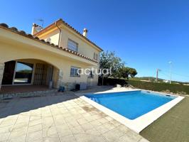 Casa en venta en Centre-Platja Gran(17250) photo 0
