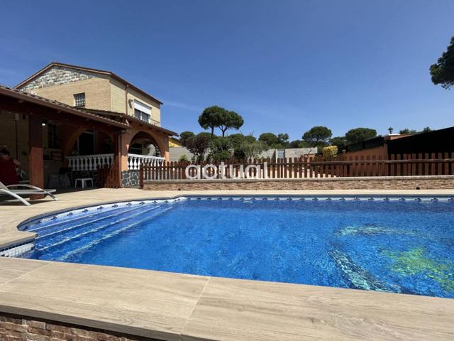 Venta de casa en Vidreres photo 0