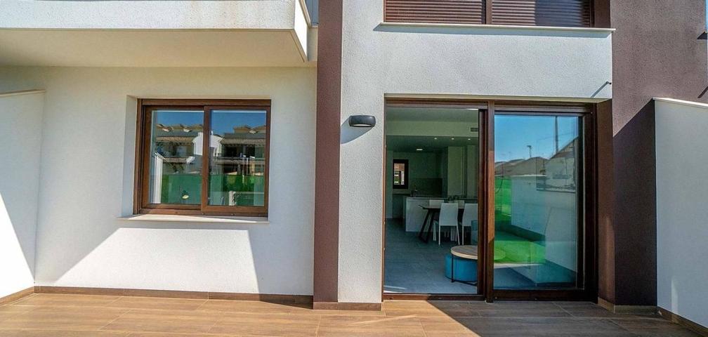 Casa En venta en Calle Valle Del Silencio, Los Peñascos-El Salero-Los Imbernones, San Pedro Del Pinatar photo 0