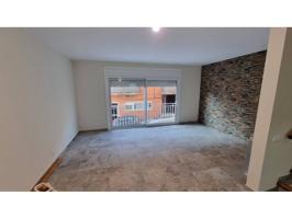 Casa adosada en venta en Cardedeu photo 0