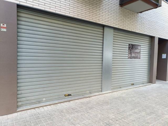 Local comercial en venta en L'Hostal-Lledoner photo 0