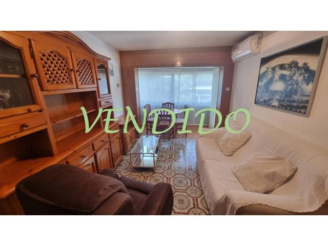 Piso en venta en L'Hostal-Lledoner photo 0