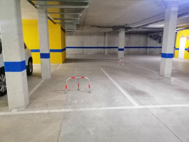 Parkings en venta en L'Hostal-Lledoner photo 0