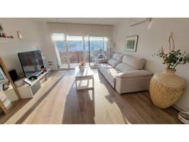 Piso en venta en Instituts-Ponent photo 0