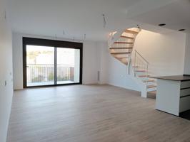 Duplex en venta en Font Verda photo 0