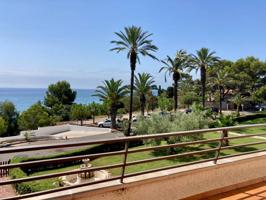 Piso en venta en passeig Marítim de Mont-roig del Camp photo 0
