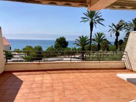 Piso en venta (frontal al mar) en passeig Marítim de Mont-roig del Camp photo 0