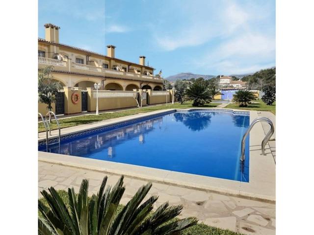 Chalet pareado en venta en Miami Platja photo 0