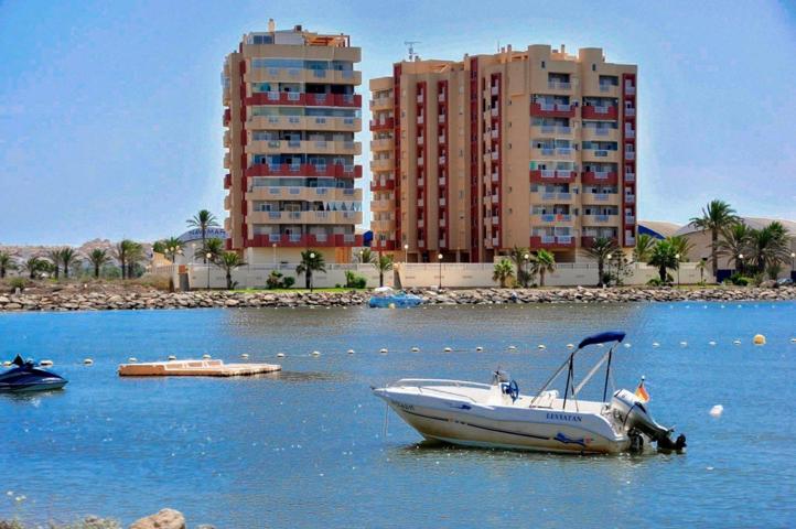 Apartamento de lujo junto a la playa, para vivir todo el año photo 0