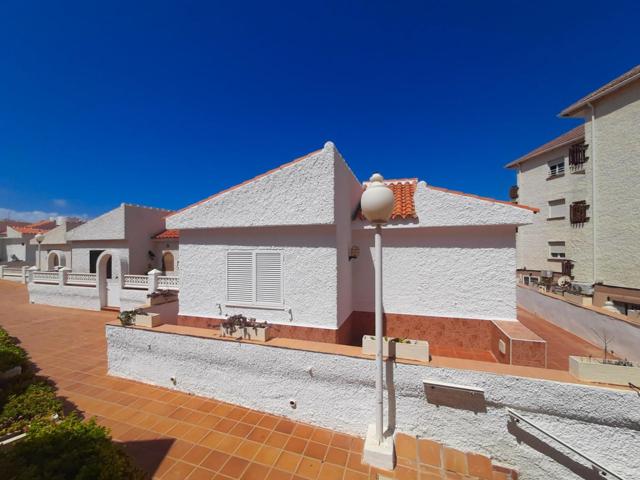 Casa en planta baja con jardín y solarium, a 100 metros del Mar Menor photo 0