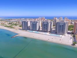 Piso moderno y muy amplio, junto a la playa photo 0