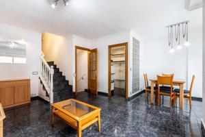 ¡Tu nuevo hogar en Can Deu: un dúplex con ascensor lleno de encanto! photo 0