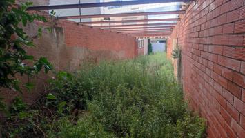 TERRENO EN VENTA EN LA CREU ALTA photo 0