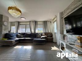 Amplio Piso en Can Puiggener, Sabadell - Ideal para Familias photo 0