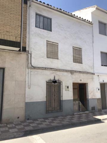 Casa De Pueblo en venta en Castillo de Locubín de 116 m2 photo 0