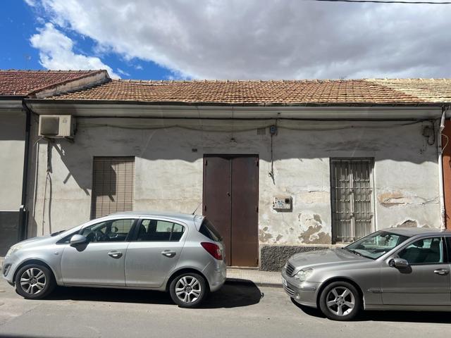 CASA PLANTA BAJA CON TERRENO Y GARAJE 678421372 photo 0