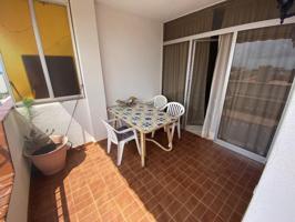 VENTA DE PISO DE 3 DORMITORIOS, EN LA ZONA MARITIM CUBELLES - A TAN SOLO 200 MTS DE LA PLAYA photo 0