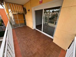 VENTA DE PISO DE 2 HABITACIONES EN SEGUR DE CALAFELL - CENTRO photo 0