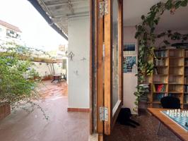 Espaciosa vivienda-oficina con gran terraza en la zona de Botanic de Extramurs photo 0