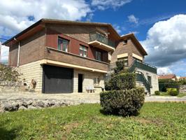 Espectacular Chalet independiente en Beriain con piscina y fronton particular. photo 0