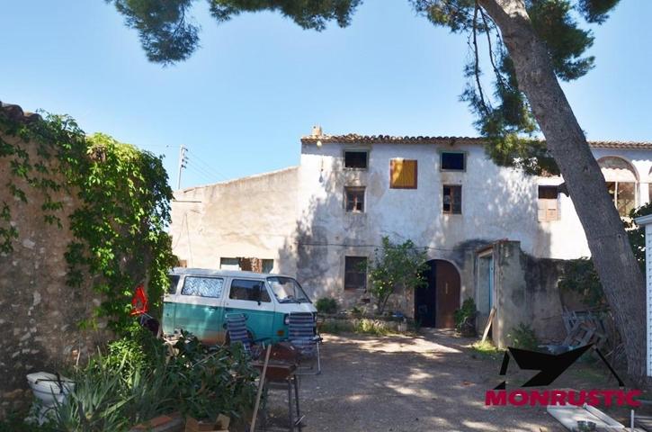 MASIA DE 600 M2 DEL SIGLO XIII A LAS AFUERAS DE VILA-RODONA photo 0