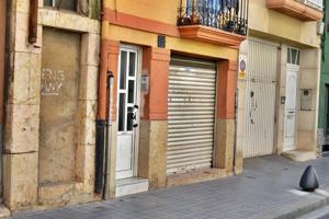 Plaza de parking en centro de Reus (calle Roser) photo 0