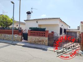 Chalet independiente en Santa Oliva – Urb. Les Pedreres photo 0