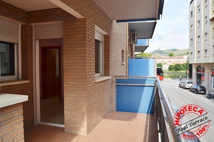 🏡 Amplio piso con terraza, ascensor y plaza de parking en excelente zona photo 0